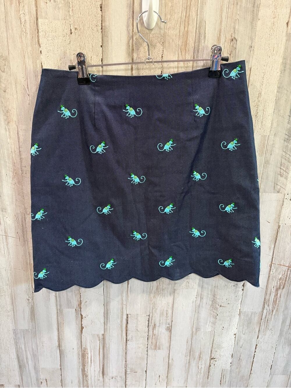Lilly Pulitzer White Label Navy Mini Skirt with Green Monkey Embroidery 4 Preppy